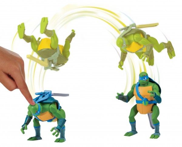 rise-of-the-teenage-mutant-ninja-turtles-toys-deluxe-leonardo