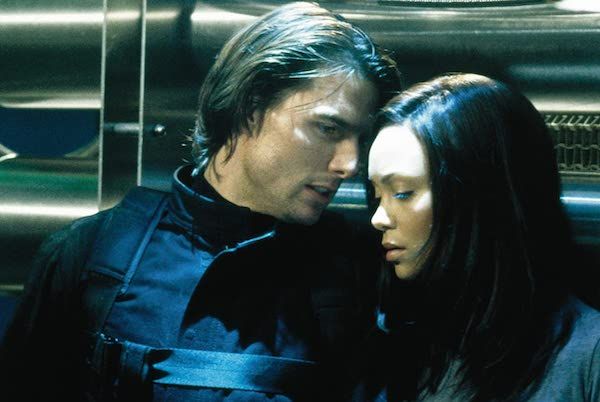mission-impossible-2-tom-cruise-thandie-newton