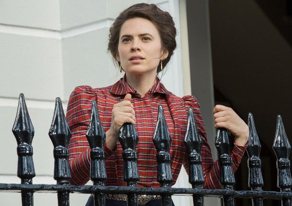 howards-end-hayley-atwell-images