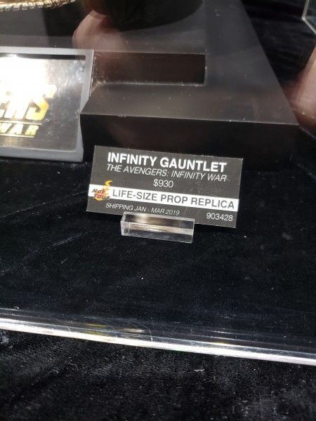 infinity-gauntlet-sideshow-collectibles-5