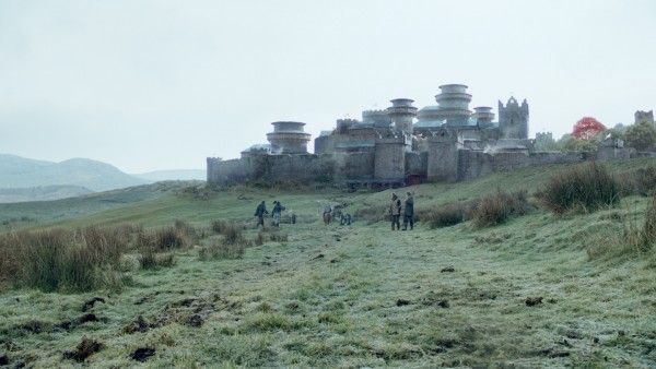 game-of-thrones-winterfell-exterior