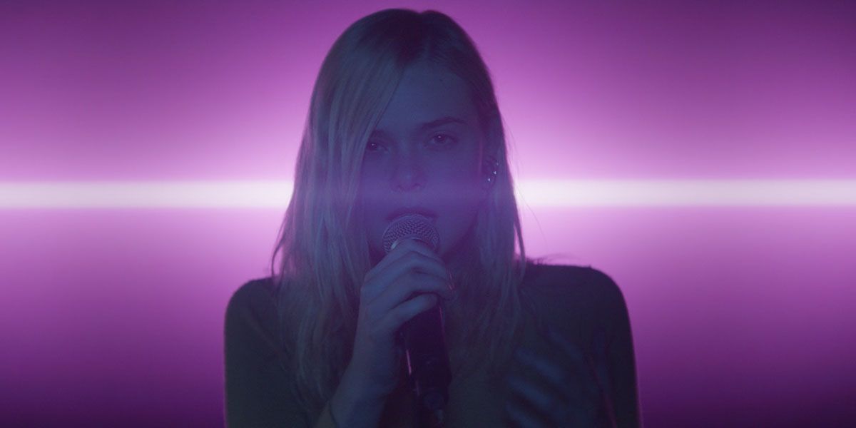 Violet (Elle Fanning) singing in Teen Spirit