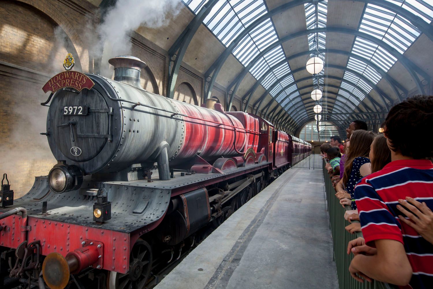 wizarding-world-of-harry-potter-diagon-alley-hogwarts-express