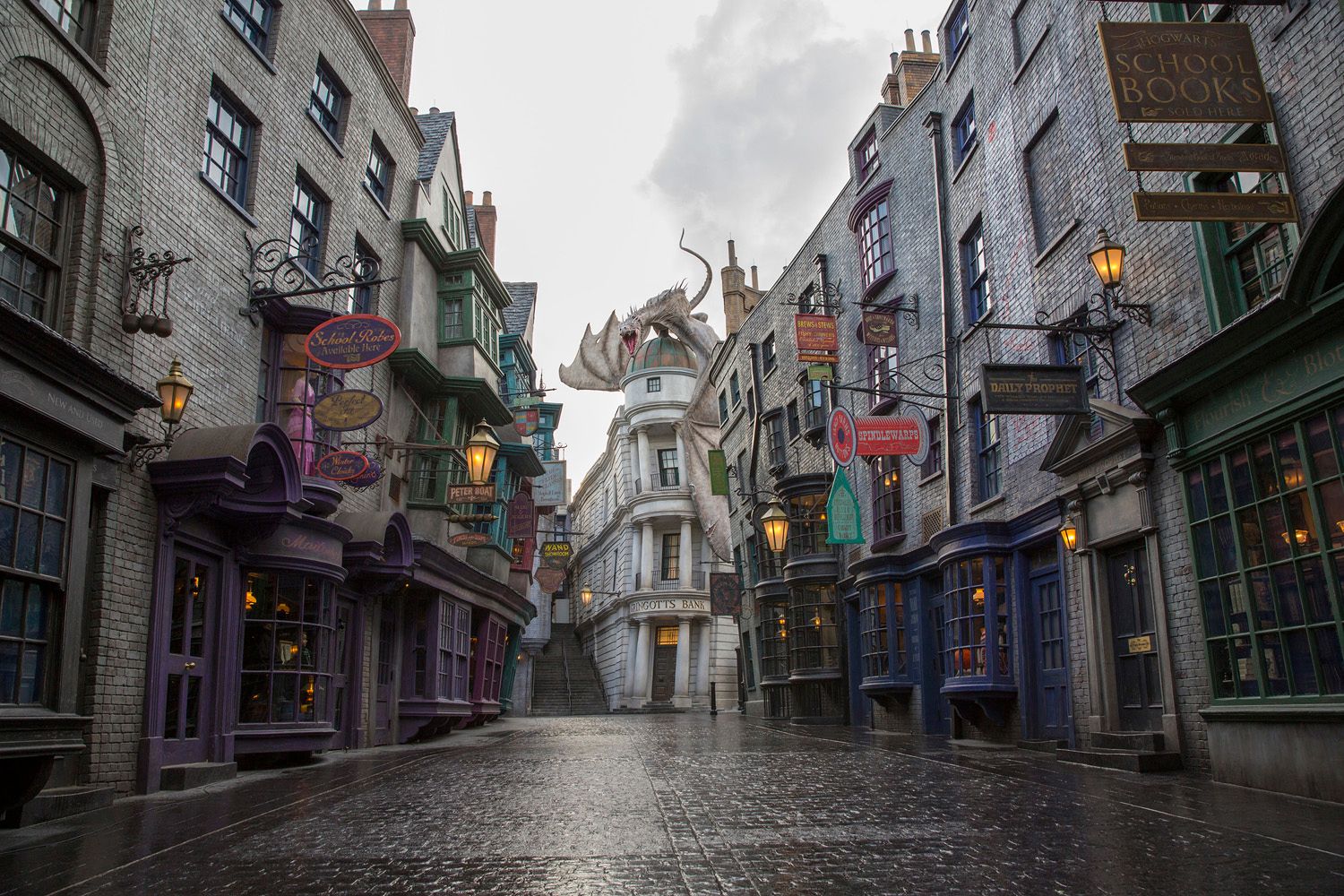 wizarding-world-of-harry-potter-diagon-alley-image