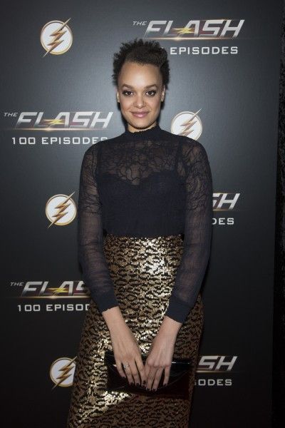 the-flash-100th-episode-red-carpet-images-4