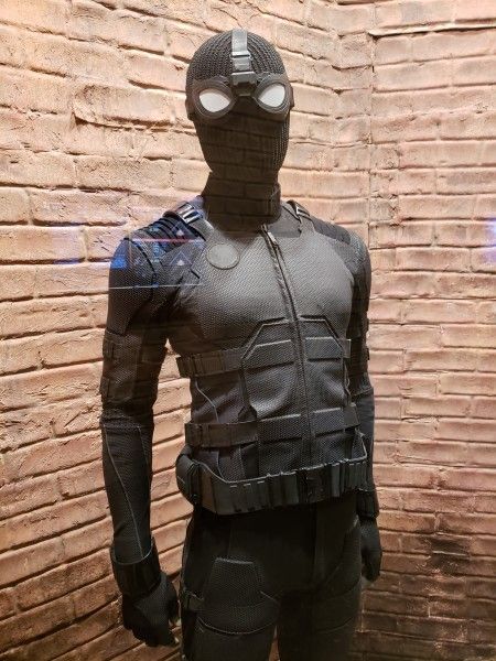 spider-man-far-from-home-stealth-suit-5