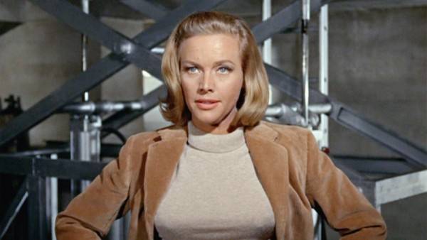 Honor blackman boobs