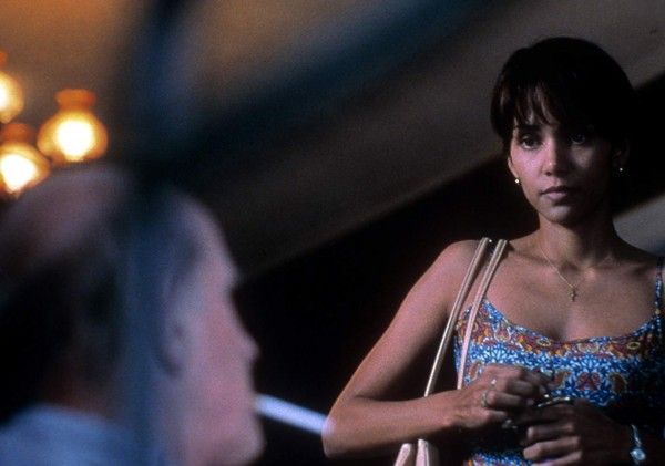 monsters-ball-halle-berry