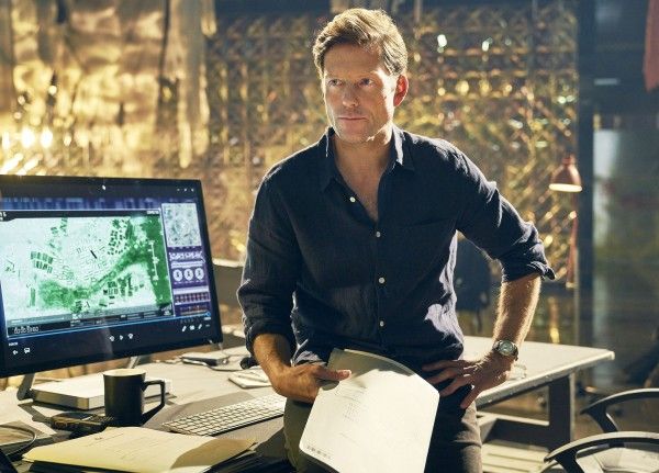 strike-back-jamie-bamber-01