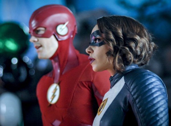 the-flash-grant-gustin-jessica-parker-kennedy-01
