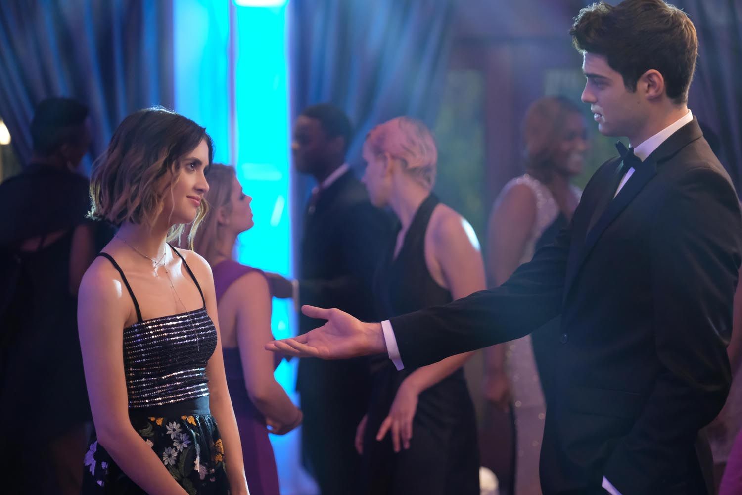 the-perfect-date-image-noah-centineo-laura-marano