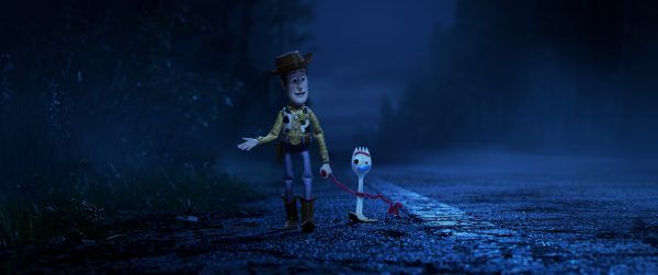 toy-story-4-woody-forky