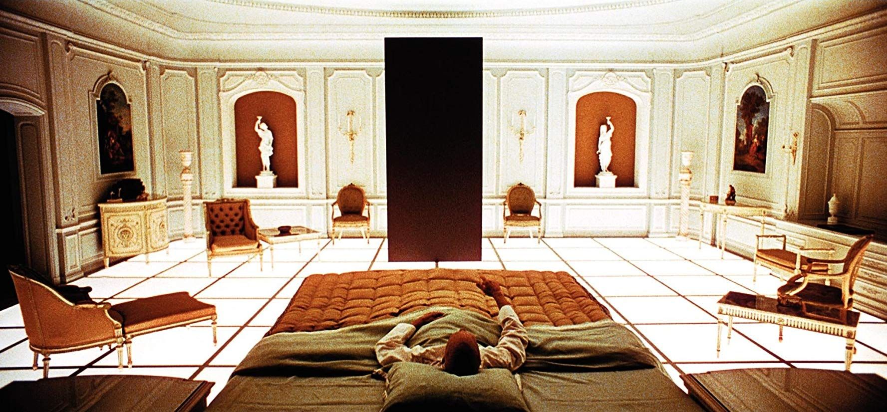 2001-a-space-odyssey-bedroom