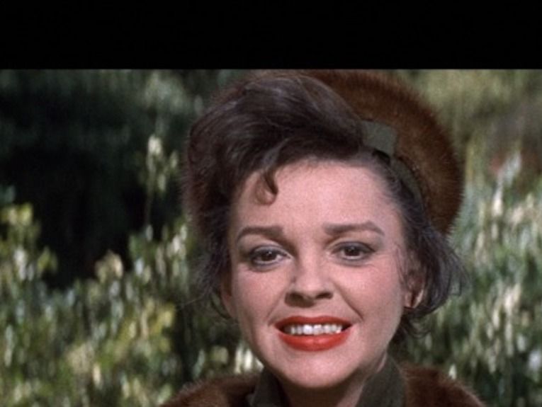 could-go-on-singing-judy-garland