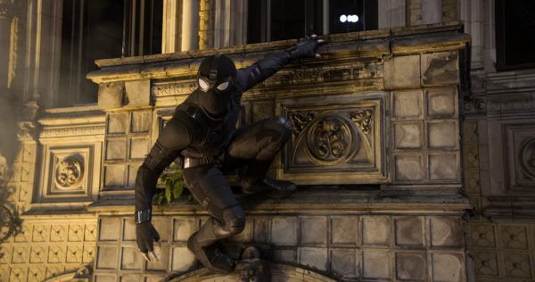 spider-man-far-from-home-stealth-suit-3