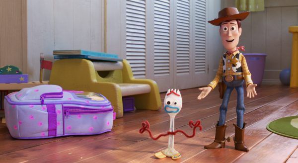 toy-story-4-woody-forky-social
