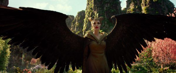 maleficent-mistress-of-evil-angelina-jolie