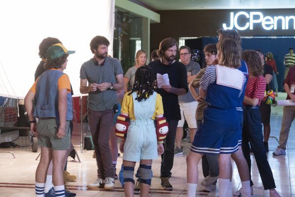 stranger-things-3-starcourt-mall-behind-the-scenes