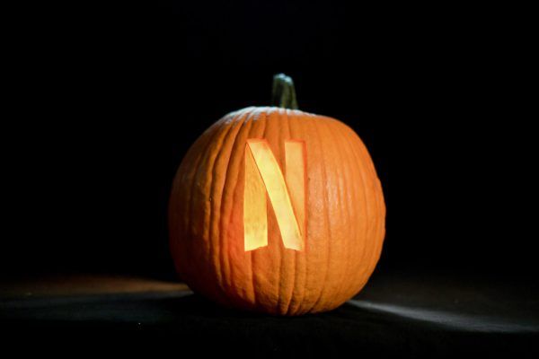 netflix-and-chills-pumpkin