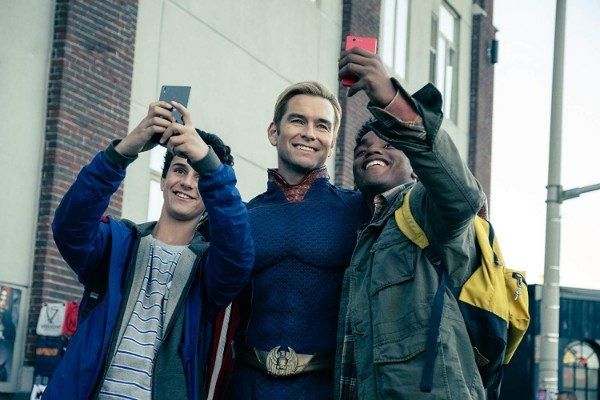 the-boys-superhero-selfie