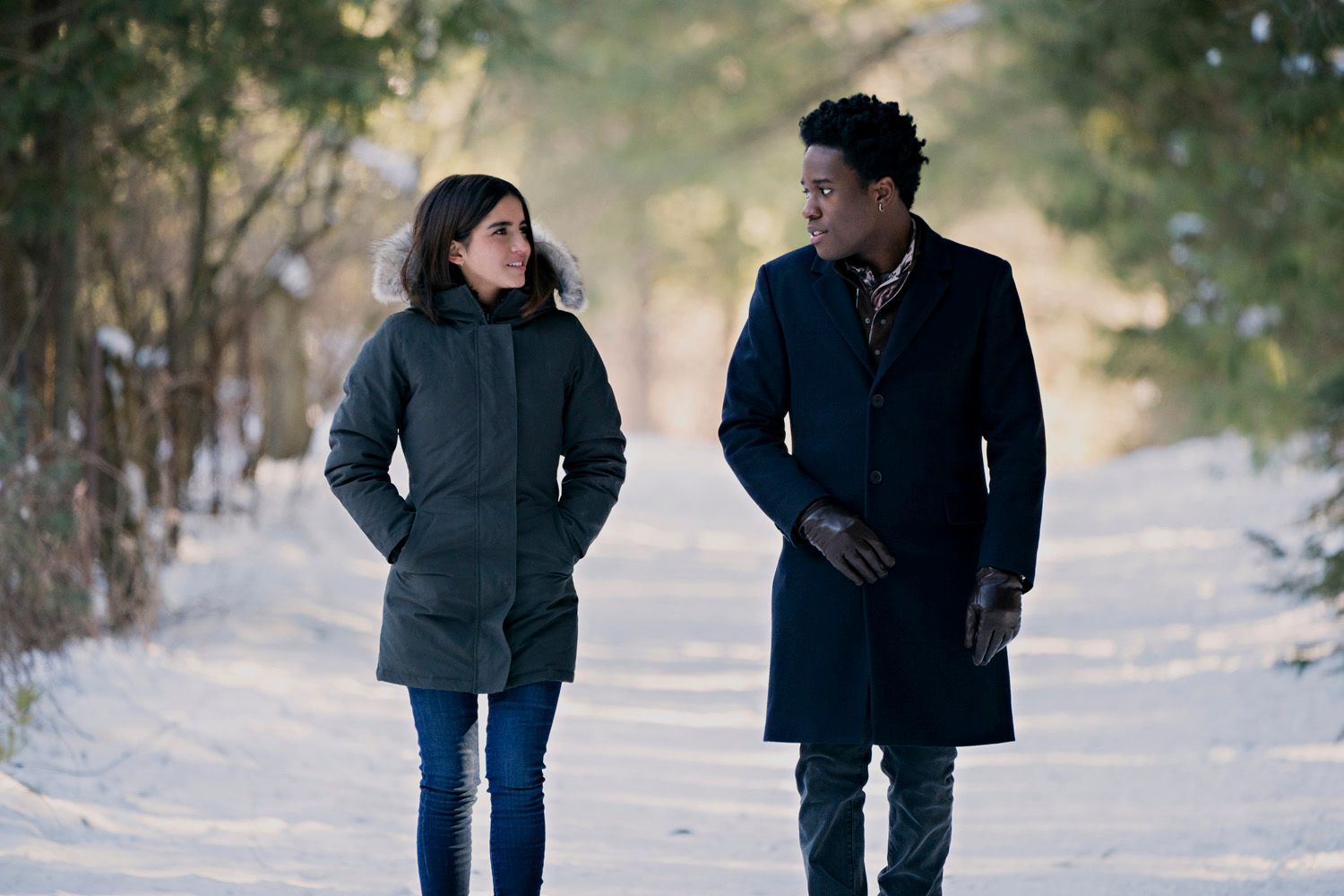 let-it-snow-isabela-merced-shameik-moore