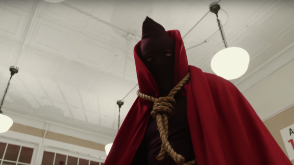 watchmen-hooded-justice