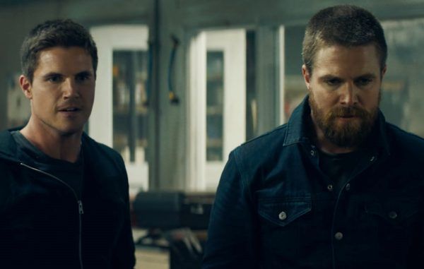 Robbie Amell, Stephen Amell in Code 8