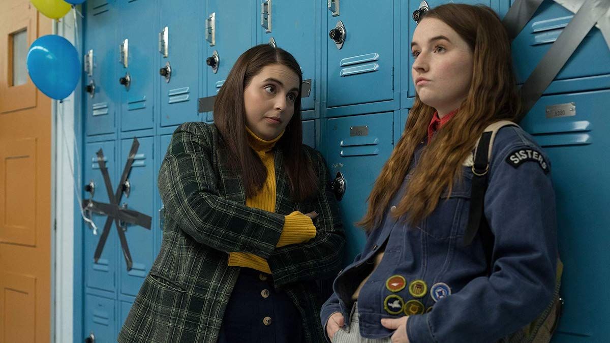 booksmart-beanie-feldstein-kaitlyn-dever-social