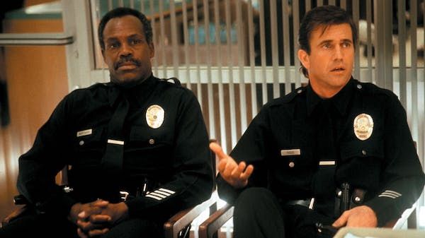 lethal-weapon-3-gibson-glover-cops