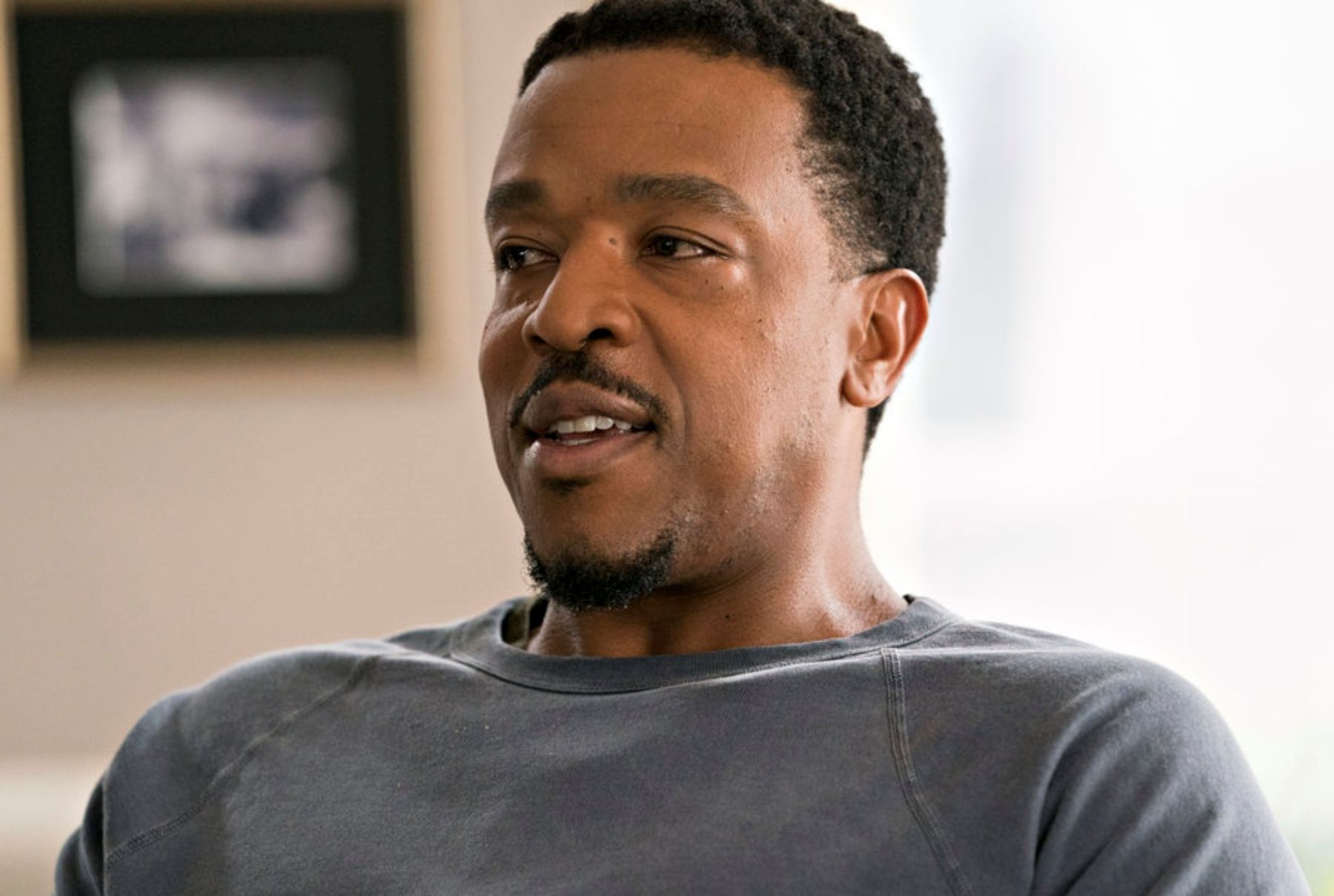 lincoln-rhyme-the-hunt-for-the-bone-collector-russell-hornsby