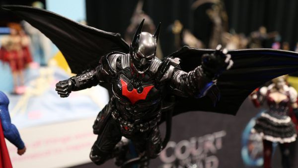 dc-sideshow-collectibles-sideshow-con