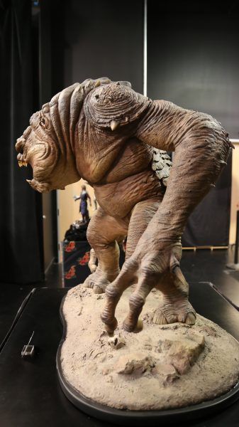 This Huge Rancor Statue by Sideshow Will Scare Your Kids and Pets