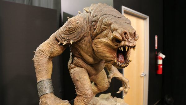 rancor-statue-sideshow-image