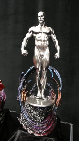 silver-surfer -maquette-sideshow-collectibles