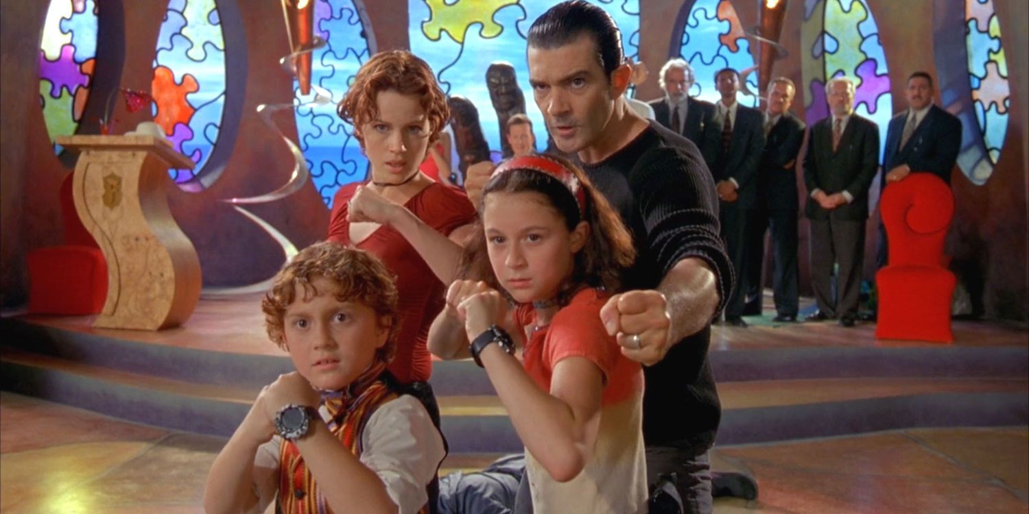 The Cortez family preparing to fight in Spy Kids.