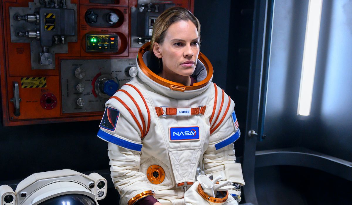 away-netflix-hilary-swank-astronaut-social