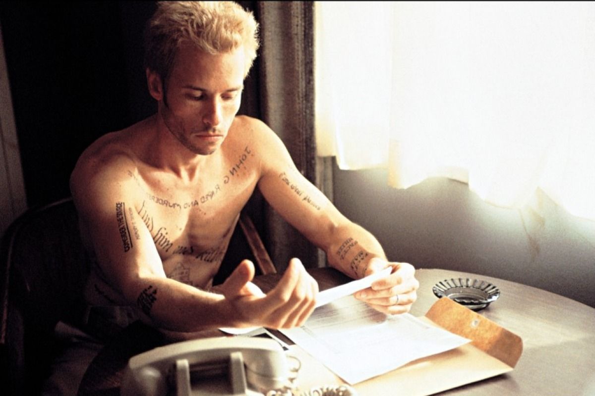 memento-guy-pearce-3