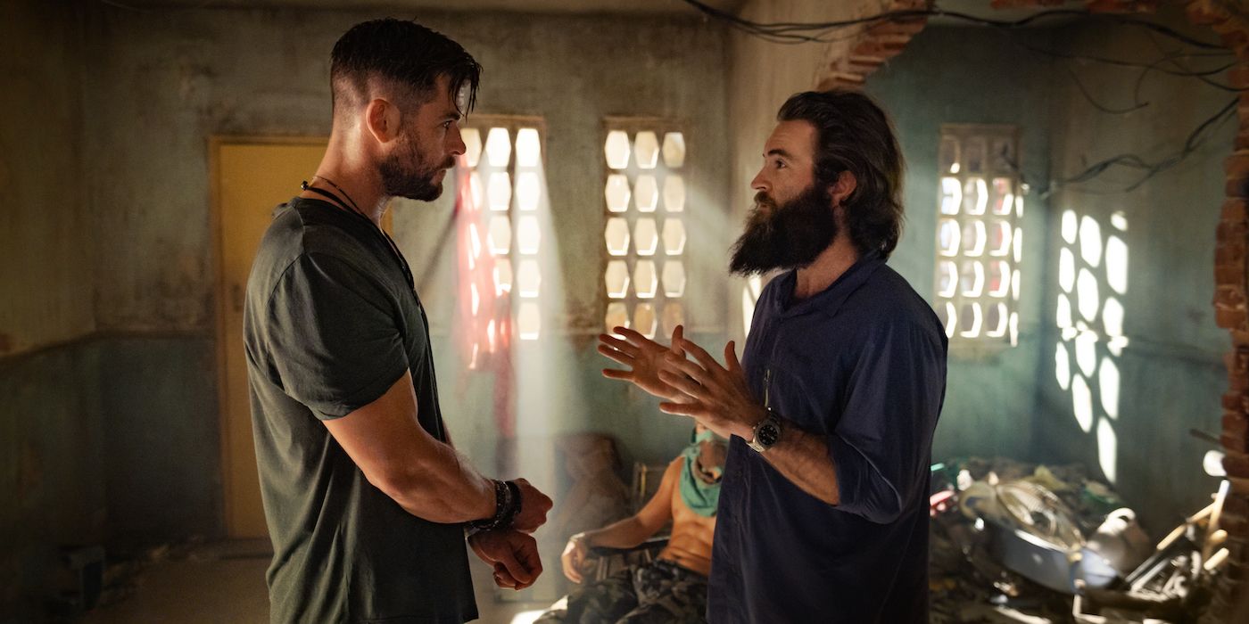 extraction-netflix-sam-hargrave-hemsworth-on-set-social-featured