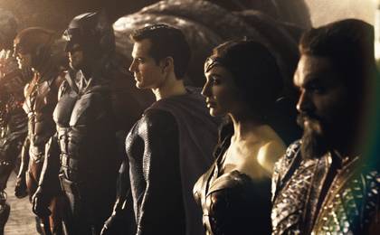 The league strikes a pose in Zack Snyder's Justice League