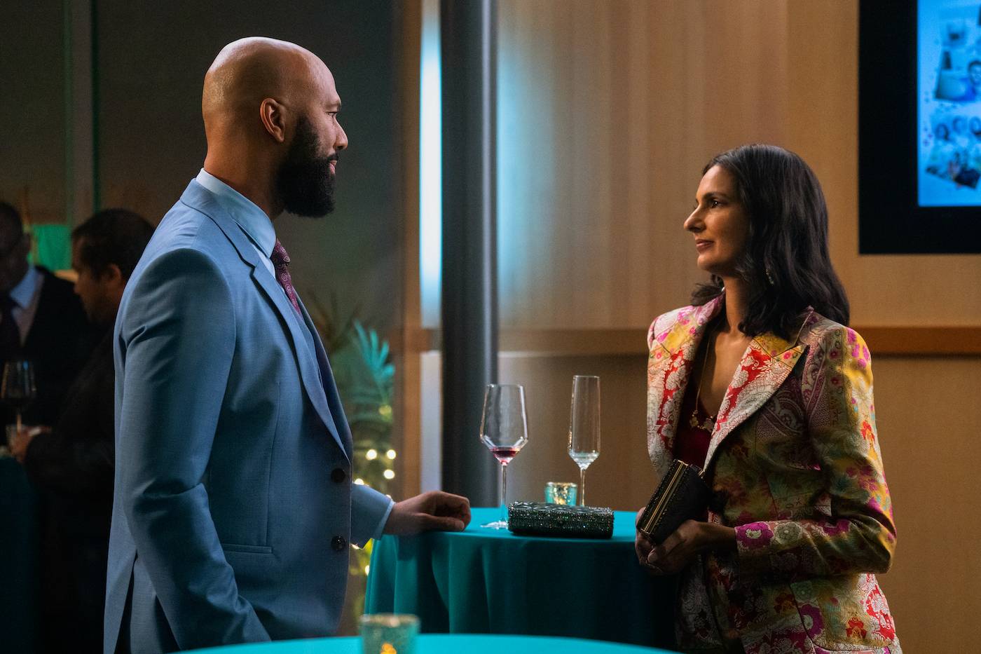 Never Have I Ever Season 2 Review Love Triangles And High School Drama Endure