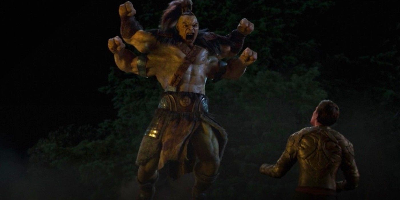 Lewis Tan as Cole fighting Goro in Mortal Kombat 2021