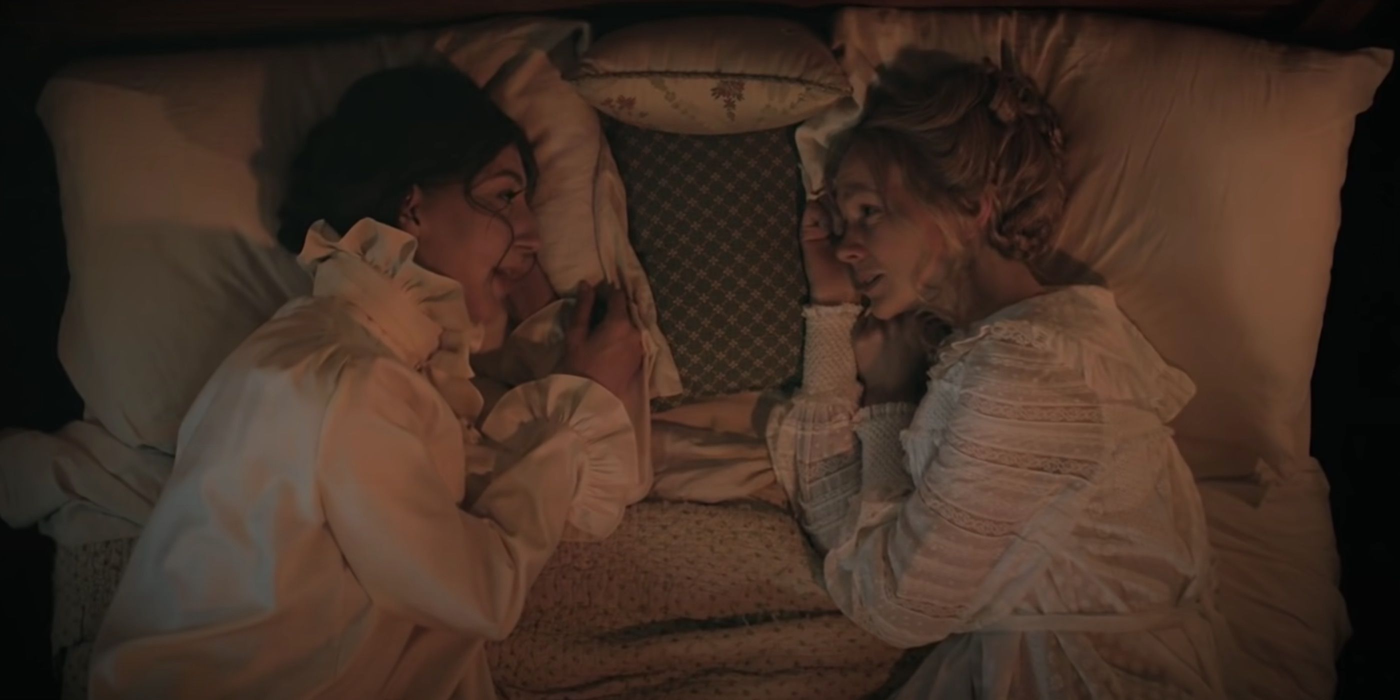 SNL Spoofs Portrait of a Lady on Fire and Ammonite in Period Drama Sketch