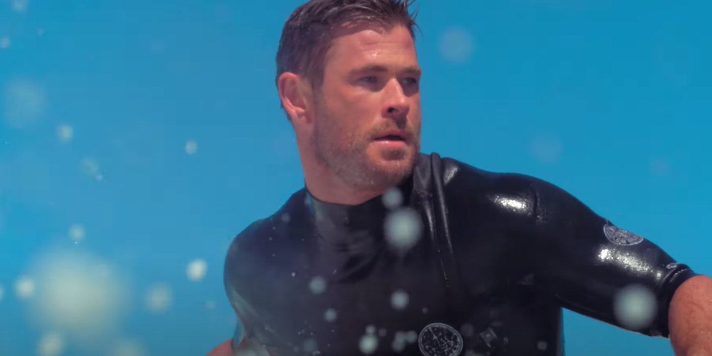 shark-beach-with-chris-hemsworth-social-featured