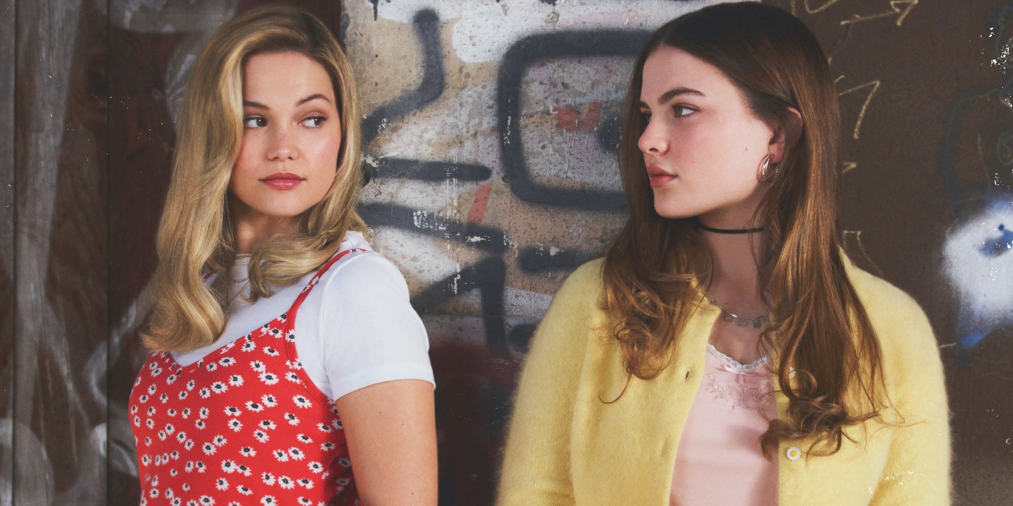 Olivia Holt as Kate, the popular and charming high school girl Chiara Aurelia's Jeanette aspires to be .