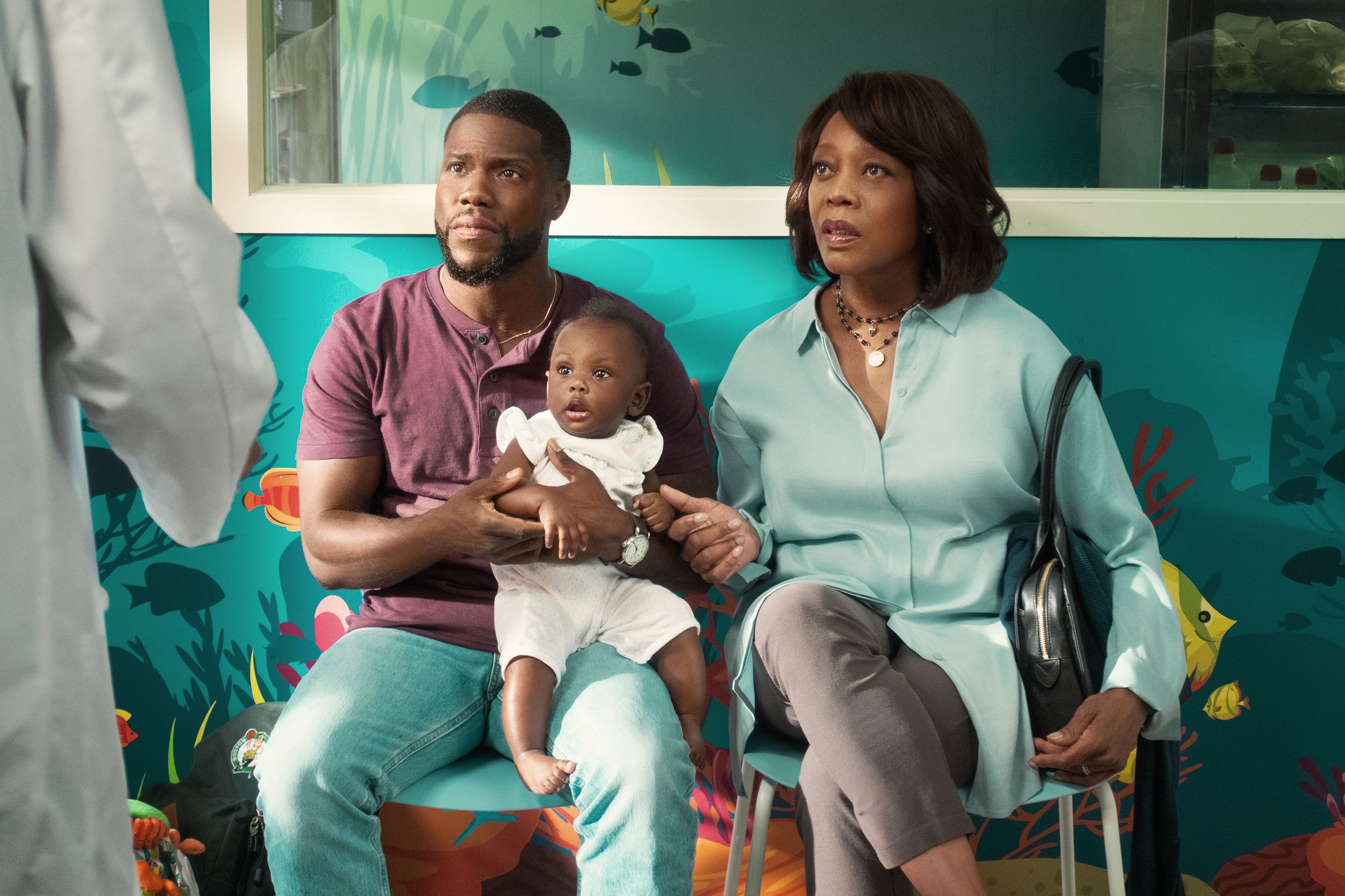 fatherhood movie image kevin hart and Alfre Woodard