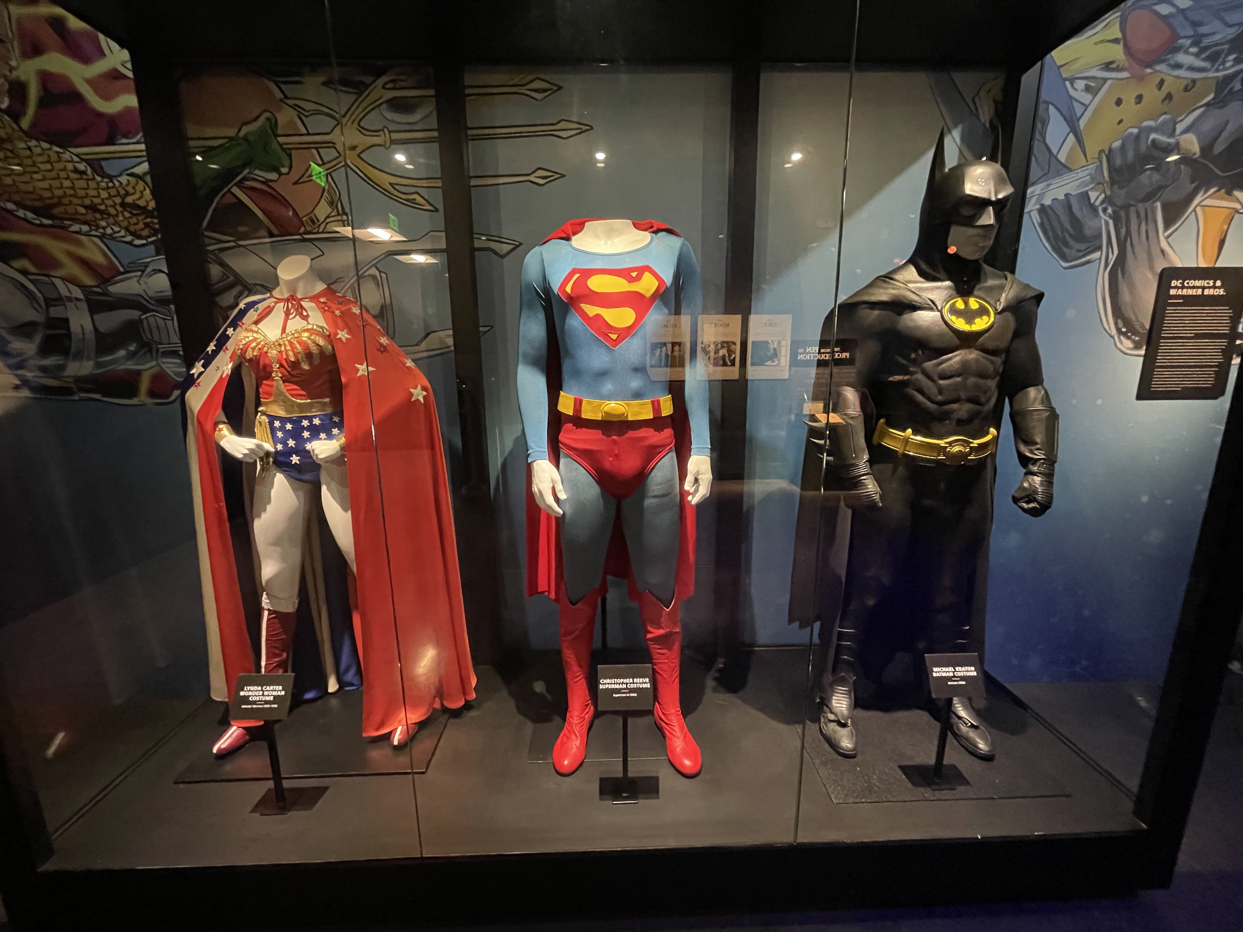 New Warner Bros. Studio Tour Video and Images Harry Potter, DC Props