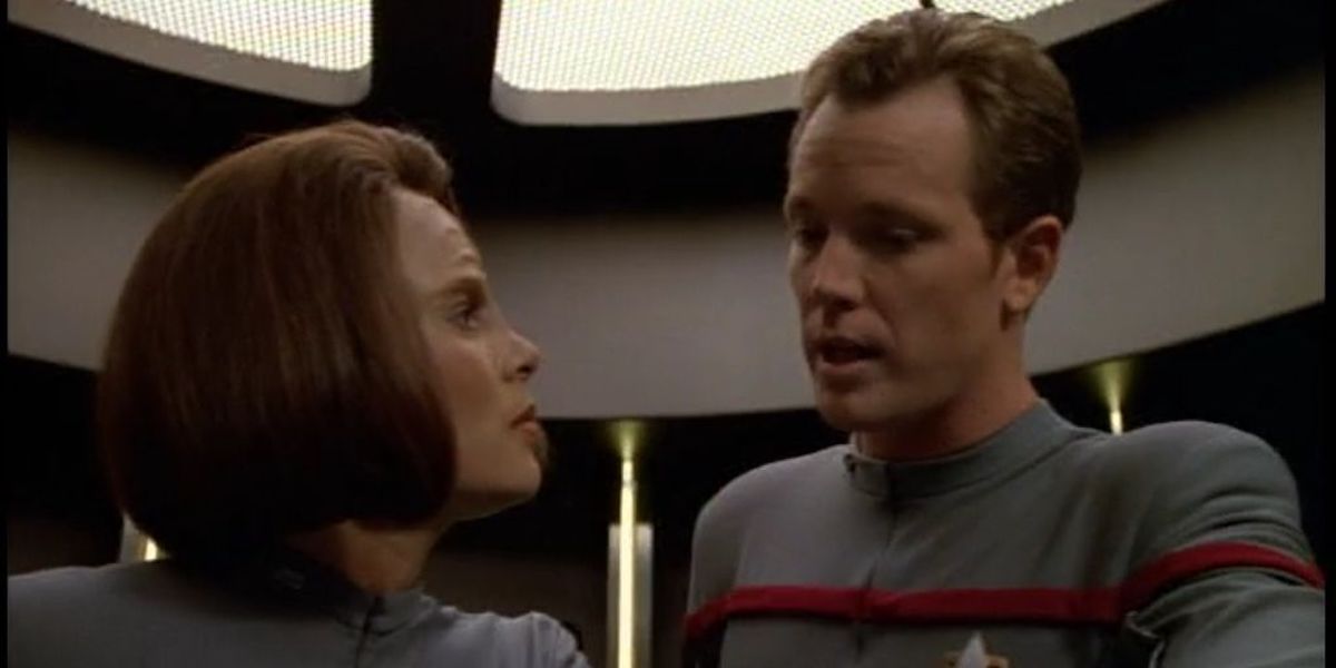 A still from Star Trek: Voyager episode Blood Fever