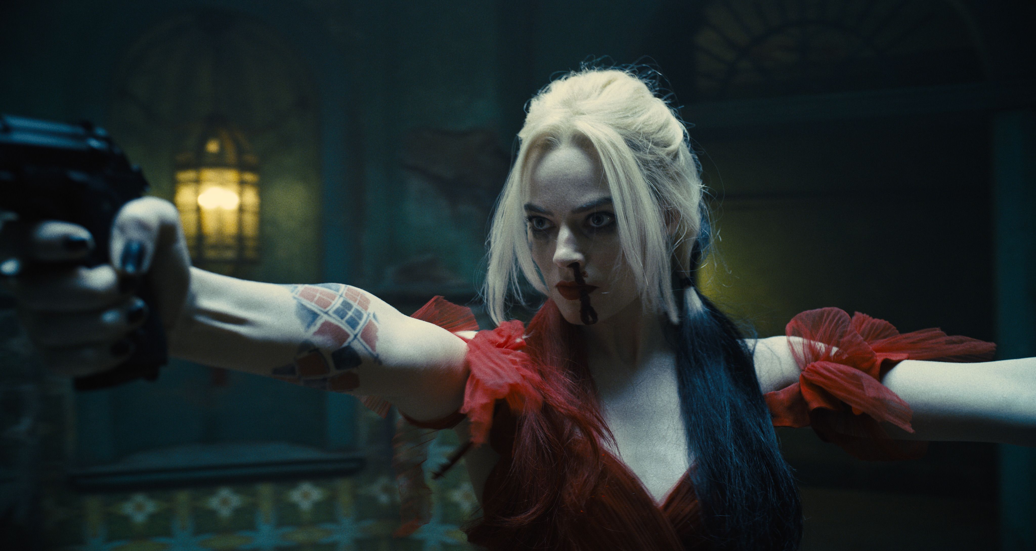 the-suicide-squad-harley-quinn-margot-robbie