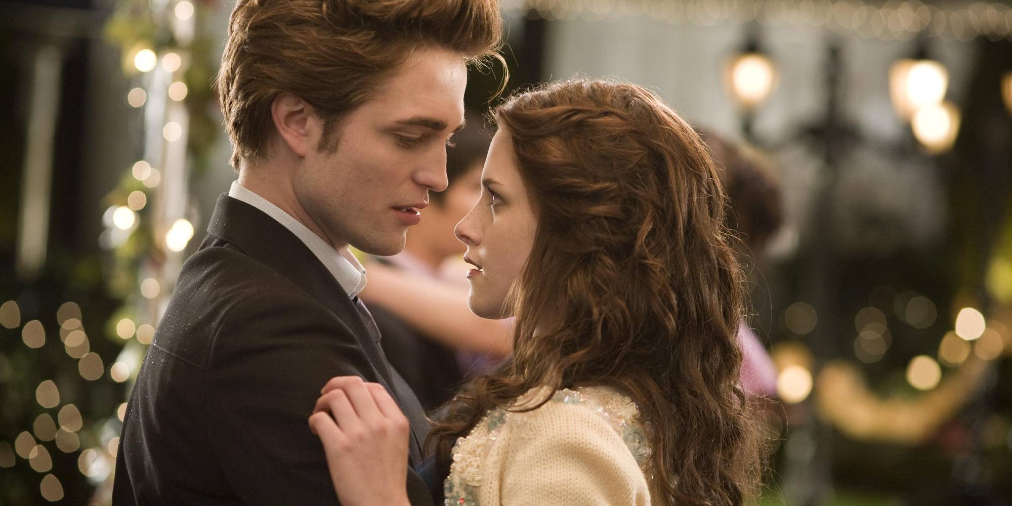 twilight-2008-robert-pattinson-kristen-stewart-social-feature