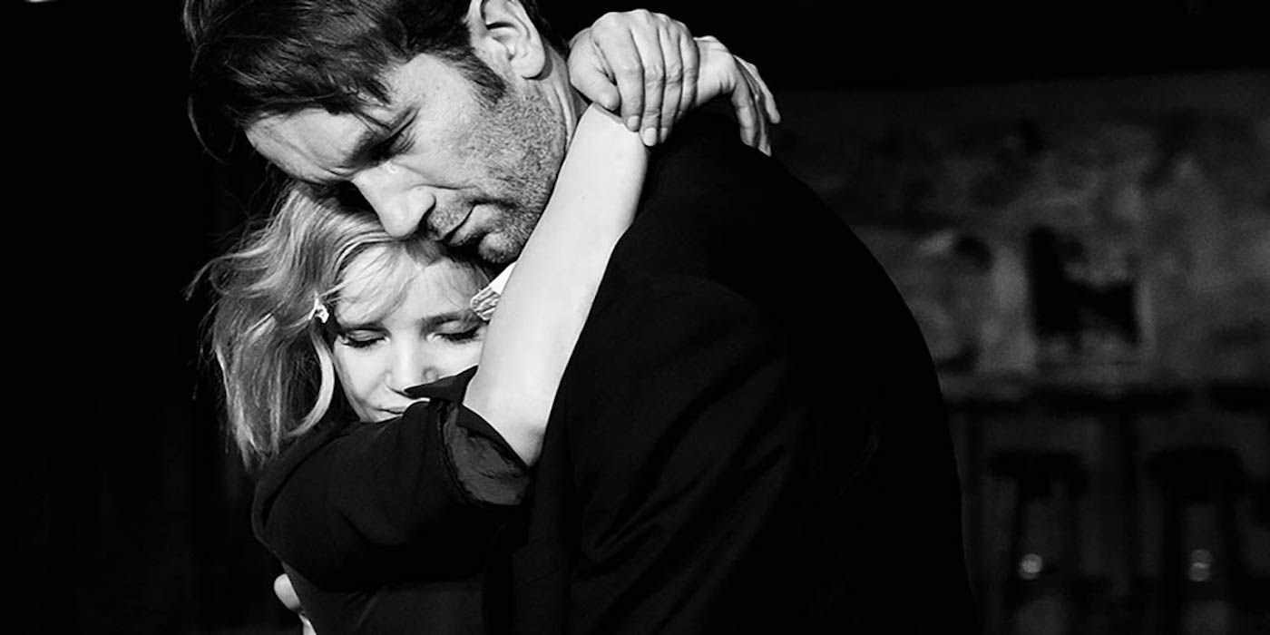 Joanna Kulig and Tomasz Kot as Zula and Wiktor embracing in Cold War.